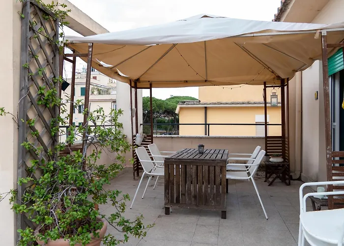 Hospedagem domiciliar Stanza Con Bagno Privato In Attico Roma
