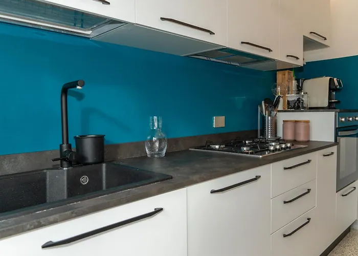 Stanza Con Bagno Privato In Attico