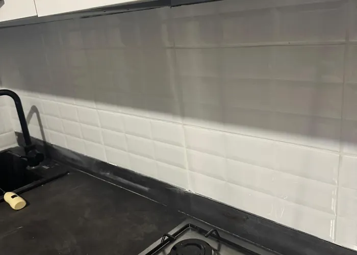 Stanza Con Bagno Privato In Attico Pansiyon Roma