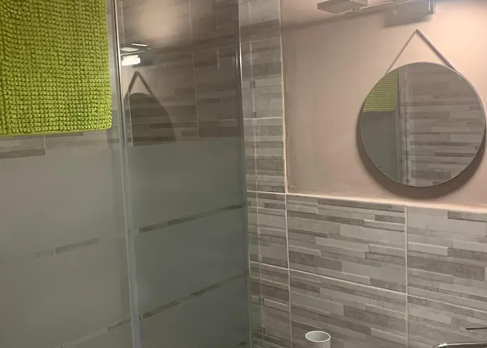 Hospedagem domiciliar Stanza Con Bagno Privato In Attico